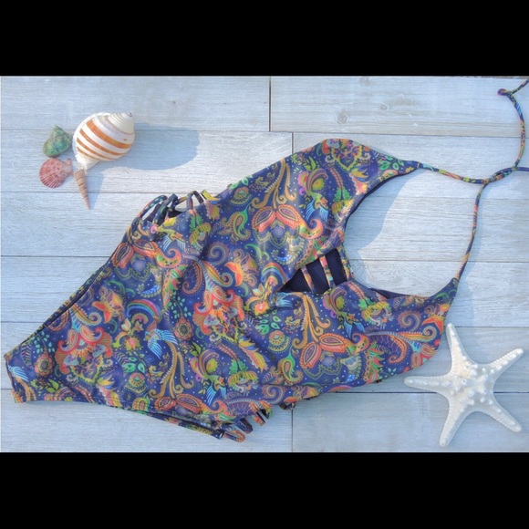 Mediterranean Swimsuit - Picture 3 of 5